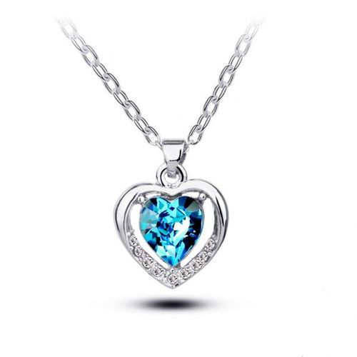 Collier Coeur De Strass Dans Un Coeur Argenté Femme Couleur Bleu Turquoise