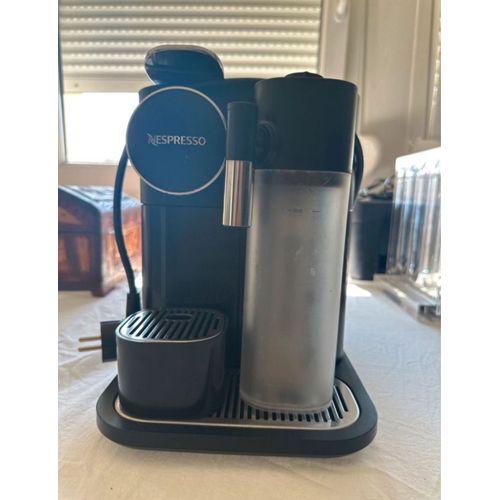 Nespresso gran lattissima grand modèle pour préparation de café au lait plusieurs modes 