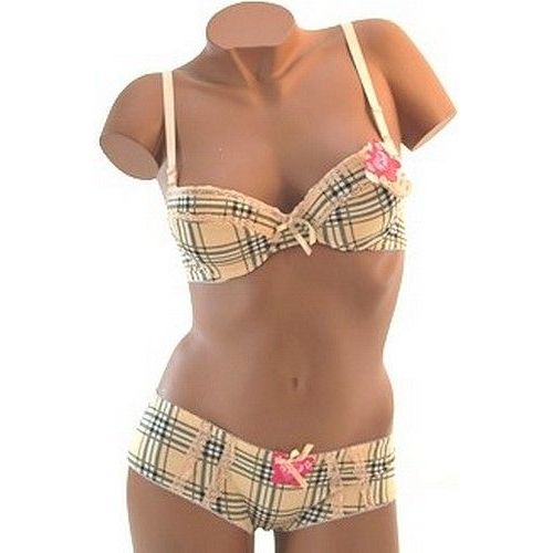 Ensemble Soutien Gorge Et Shorty Bonnet C