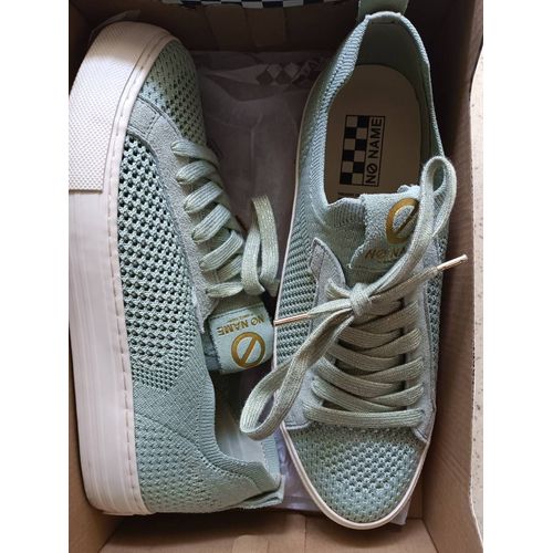 Chaussure No Name