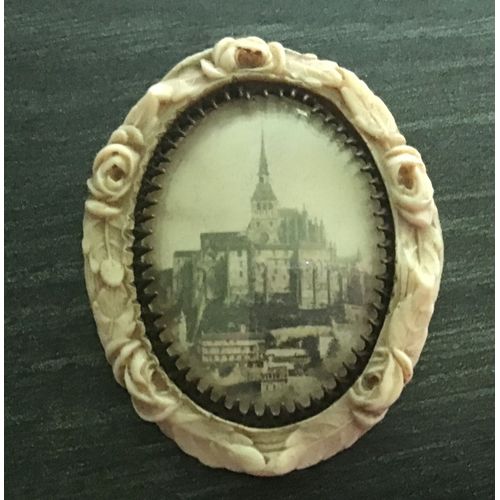 Broche