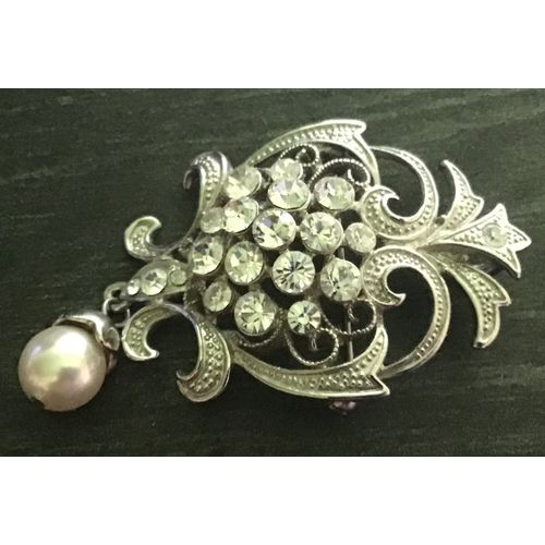 Broche Femme