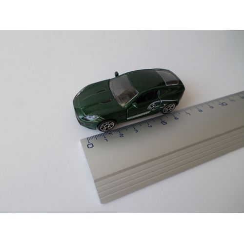 Jaguar Coupe Modele F Type Vert-Majorette