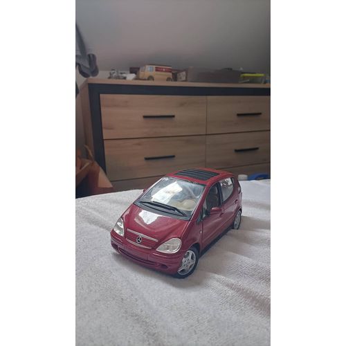 Mercedes-Benz Classe A Longversion Échelle 1/18ème - Maisto-Maisto