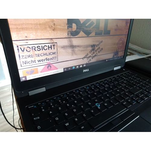 Dell Latitude 5580 - 15.6" Intel Core i3 - Ram 8 Go - SSD 240 Go