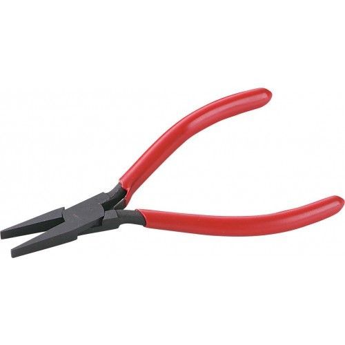 Pince électronique à bec plat court et lisse 565 - manche PVC rouge SAM OUTILLAGE