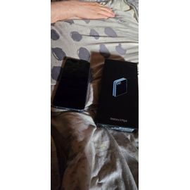 Bonjour Je Vend Mon Flip 6 Ou Échange Contre Un Iphone Pro Max 