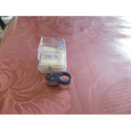 Attache Compas Staedtler 4mm 742 74