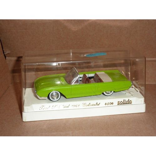 [268] Miniature 1,43ème : Ford .T Bird - Couleur Vert Chewing Gum - Marque : Solido Ao-Solido