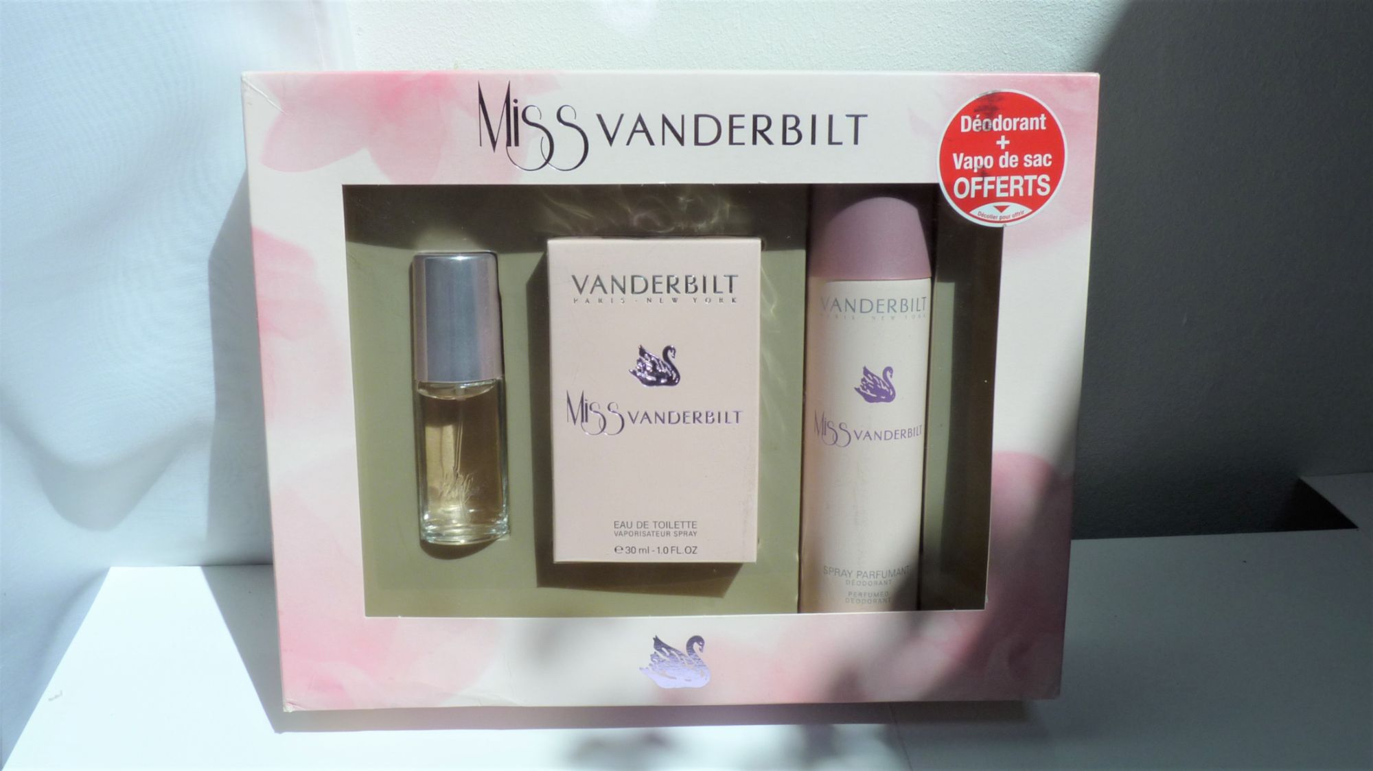 Miss Vanderbilt Vanderbilt Deo Spray Gloria Vanderbilt Miss