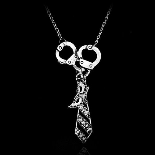 Collier À Breloque Chrétien, 50 50 Nuances De Gris Plus Foncé, Pour Manchettes, Mascarade, Cravate, Pendentif, Chaîne, Cadeaux
