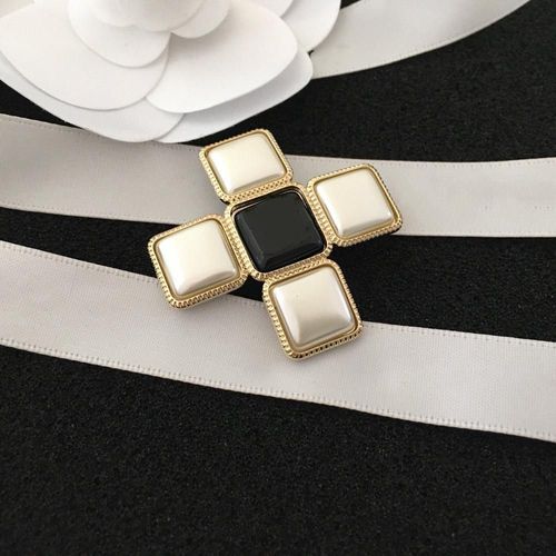 Broches Vintage Colorées En Résine, Bijoux De Fête, Tampon C De Marque Célèbre, Bijoux De Mode Pour Femmes, Épingles Cadeaux Pour Filles