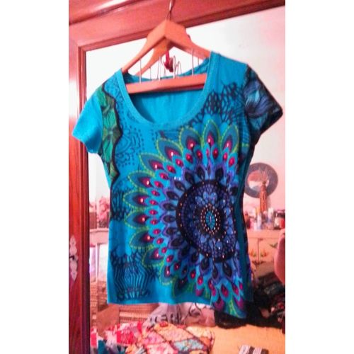 Tee-Shirt Bleu Clair Motifs Colorés Et Strass 38 M Desigual.