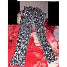 Pantalon Imprime Noir H&m Taille 40..