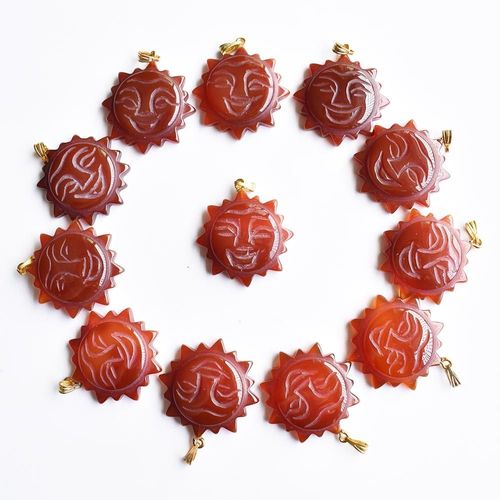 Pendentifs De Mascotte En Onyx Rouge Naturel Sculpté De Bonne Qualité, En Forme De Visage Souriant, Pour La Fabrication De Bijoux, Vente En Gros, 12 Pièces/Lot