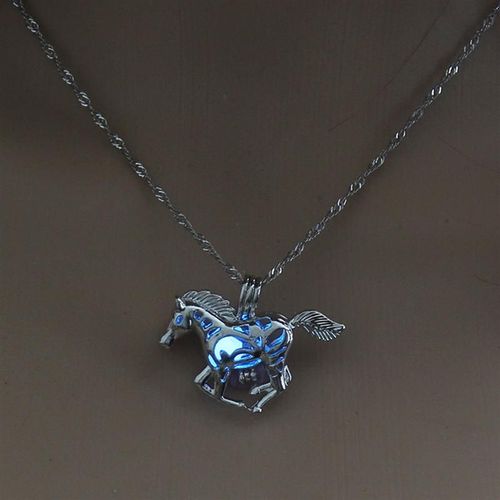 Collier Créatif En Forme De Cheval, Pendentif Lumineux, À La Mode, Décor De Cou À Breloques Pour Filles