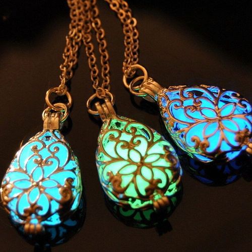 Collier Médaillon En Pierre Scintillante, Pendentif Goutte D'eau, Bijoux Creux, Brille Dans La Nuit