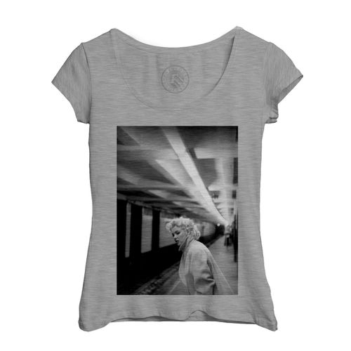 T-Shirt Femme Col Echancré Marilyn Monroe Actrice Mannequin New York 1955 Metro