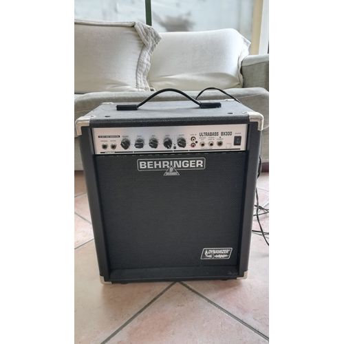 Amplificateur BASSE Behringer UltraBass BX300