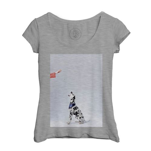 T-Shirt Femme Col Echancré Chien Dalmatien Avec Bandana Bleu À Motifs Reçoit Une Friandise Animaux