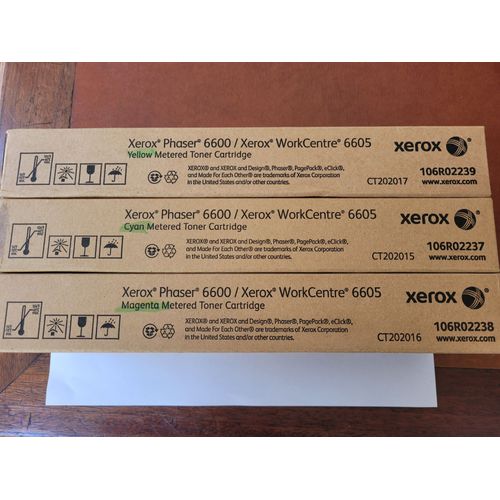 Cartouches XEROX - CYAN 106R02237 - MAGENTA 106R02238 - YELLOW 106R02239