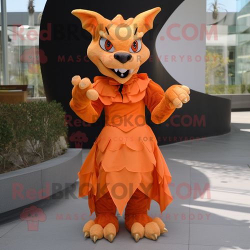 Personnage De Costume De Mascotte Redbrokoly De Gargouille Orange Habillé D'une Robe Trapèze Et De Ceintures