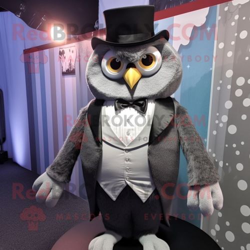 Personnage De Costume De Mascotte Redbrokoly Grey Owl Habillé D'un Smoking Et De Cummerbunds