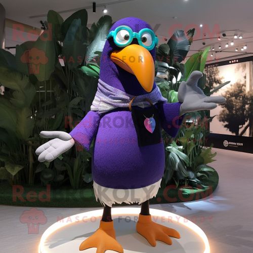 Personnage De Costume De Mascotte Redbrokoly Toucan Lavande Habillé D'un T-Shirt Et De Lunettes