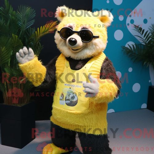 Costume Mascotte Redbrokoly D Ours À Lunettes Jaune Citron Personnage Habillé Avec Un Pull Et Des Bracelets
