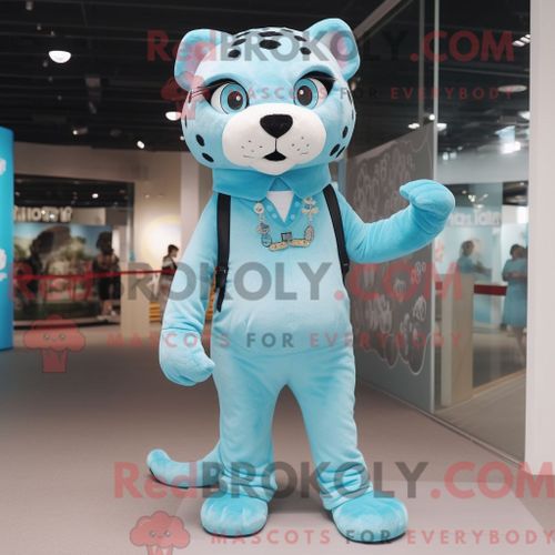 Personnage Mascotte Redbrokoly D Un Léopard Bleu Ciel Habillé D Un Débardeur Et De Bretelles