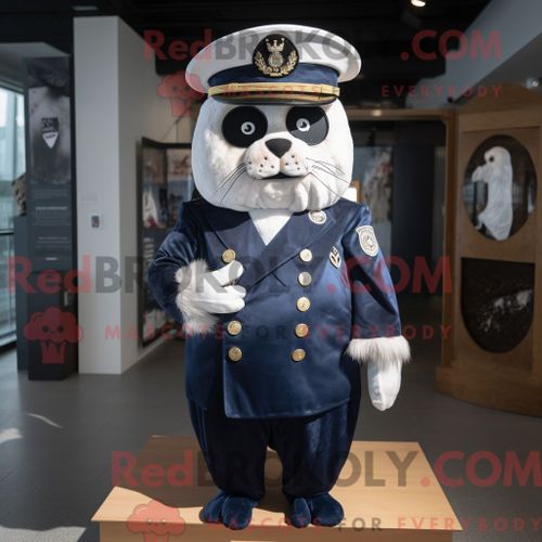 Personnage Mascotte Redbrokoly D Un Haricot Rouge Habillé D Un Gilet Et De Lunettes
