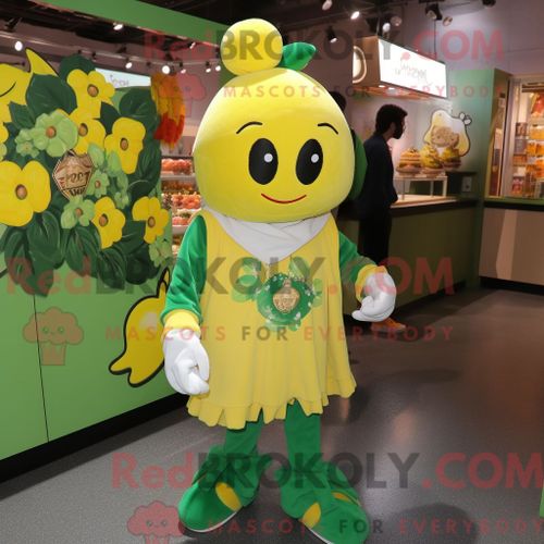 Personnage Mascotte Redbrokoly D Une Tomate Noire Habillée D Un Polo Et De Bandeaux
