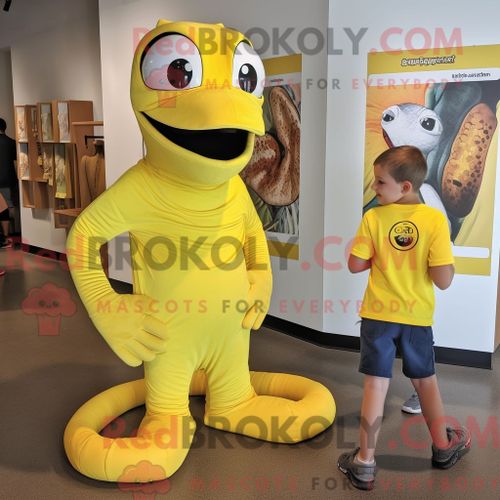 Costume De Mascotte Redbrokoly De Python Jaune Citron Habillé D Un T-Shirt Henley Et De Montres