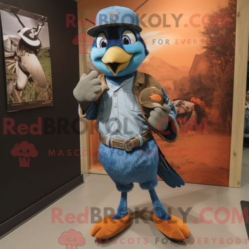 Costume De Mascotte Redbrokoly De Geai Bleu Rouille Personnage Habillé Avec Un Jean Boyfriend Et Des Broches
