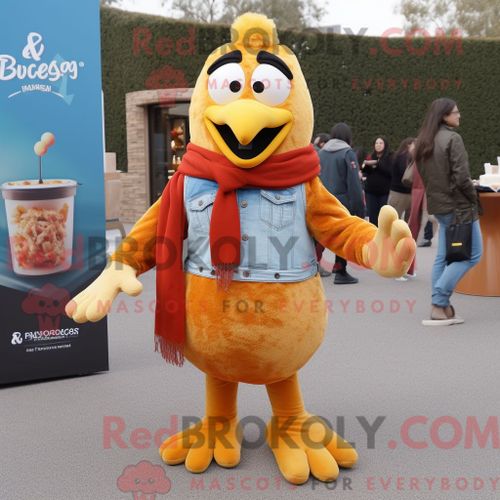Personnage De Costume De Mascotte Redbrokoly De Poulet Au Beurre De Rouille Habillé Avec Un Jean Boyfriend Et Des Clips Pour Écharpe