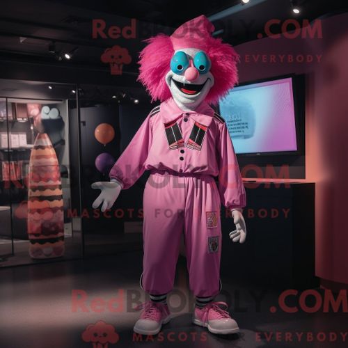 Costume Mascotte Redbrokoly De Clown Maléfique Rose Habillé Avec Un Bermuda Et Des Bérets