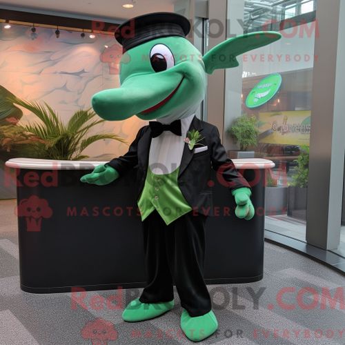 Costume Mascotte Redbrokoly D Épaulard Vert Personnage Habillé Avec Une Jupe Plissée Et Des Pochettes De Costume