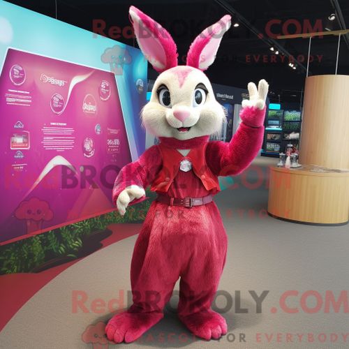 Costume De Mascotte Redbrokoly De Lapin Sauvage Magenta Habillé D Une Robe Trapèze Et De Porte-Clés