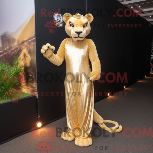 Costume Mascotte Redbrokoly De Puma Doré Personnage Habillé Avec Une Robe De Soirée Et Des Épingles À Cheveux