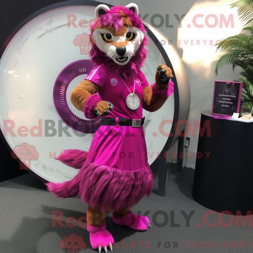 Personnage De Costume De Mascotte Redbrokoly De Rhinocéros Laineux Rose Habillé Avec Une Robe Trapèze Et Des Colliers