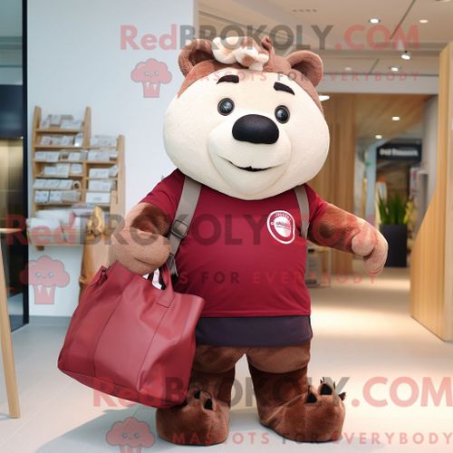 Personnage De Costume De Mascotte Redbrokoly De Maroon Sow Habillé Avec Un T-Shirt Et Des Sacs Fourre-Tout