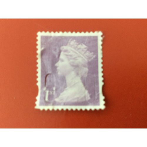 1 Timbre Oblitéré Machin, Queen Elizabeth Ii, 1st, Améthyste, Sans Dare.