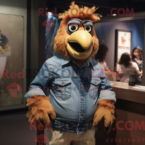 Personnage De Costume De Mascotte Redbrokoly De Poulet Au Beurre Brun Habillé Avec Une Chemise En Jean Et Des Montres