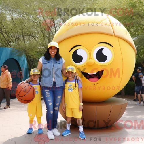 Personnage De Costume De Mascotte Redbrokoly De Ballon De Basket-Ball Doré Habillé D Un Jean Maman Et De Bérets