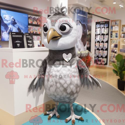 Costume Mascotte Redbrokoly De Tomate Noire Personnage Habillé Avec Un Coupe-Vent Et Des Boucles D Oreilles