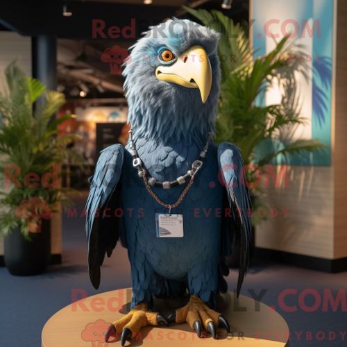 Personnage De Costume De Mascotte Redbrokoly D Aigle De Cyan Haast Habillé Avec Un Jean Et Des Colliers