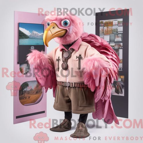 Costume Mascotte Redbrokoly De Vautour Rose Habillé D Un Cardigan Et De Bandeaux