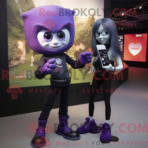 Personnage Mascotte Redbrokoly De Vampire Violet Habillé D Un Pantalon De Yoga Et De Montres Intelligentes
