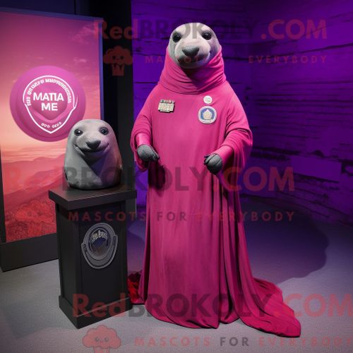 Costume De Mascotte Redbrokoly Magenta Navy Seal Habillé D Une Robe Longue Et D Épinglettes