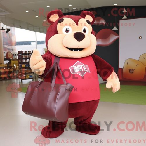 Personnage De Costume De Mascotte Redbrokoly De Maroon Sow Habillé Avec Un T-Shirt Et Des Sacs Fourre-Tout